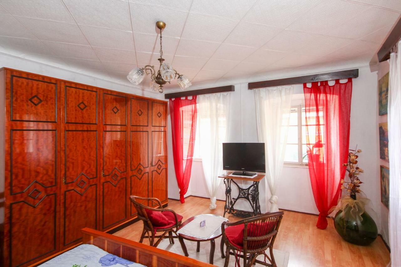 Apartment Johanna Opatija Luaran gambar